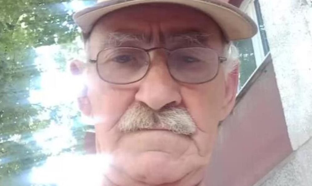 U ĆEBETU SU GA IZNOSILI IZ SOBE, BIO JE U NESVESTI: Prikazani snimci iz dana kad je Stanimir Brajković umro