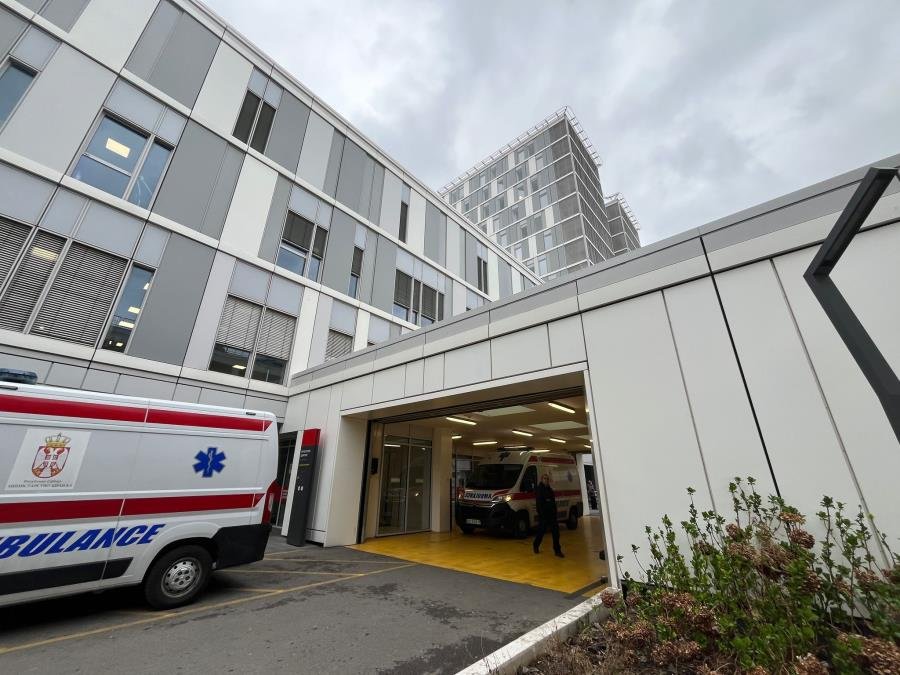 Revolucija u UKCS: Prvi put u Srbiji urađena operacija koja menja sve u lečenju moždanog udara