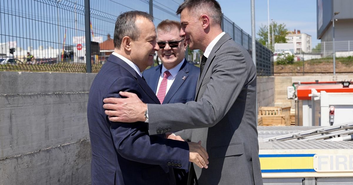 Dačić u Nišu: Saradnja sa Srpsko-ruskim humanitarnim centrom jača sistem vanrednih situacija