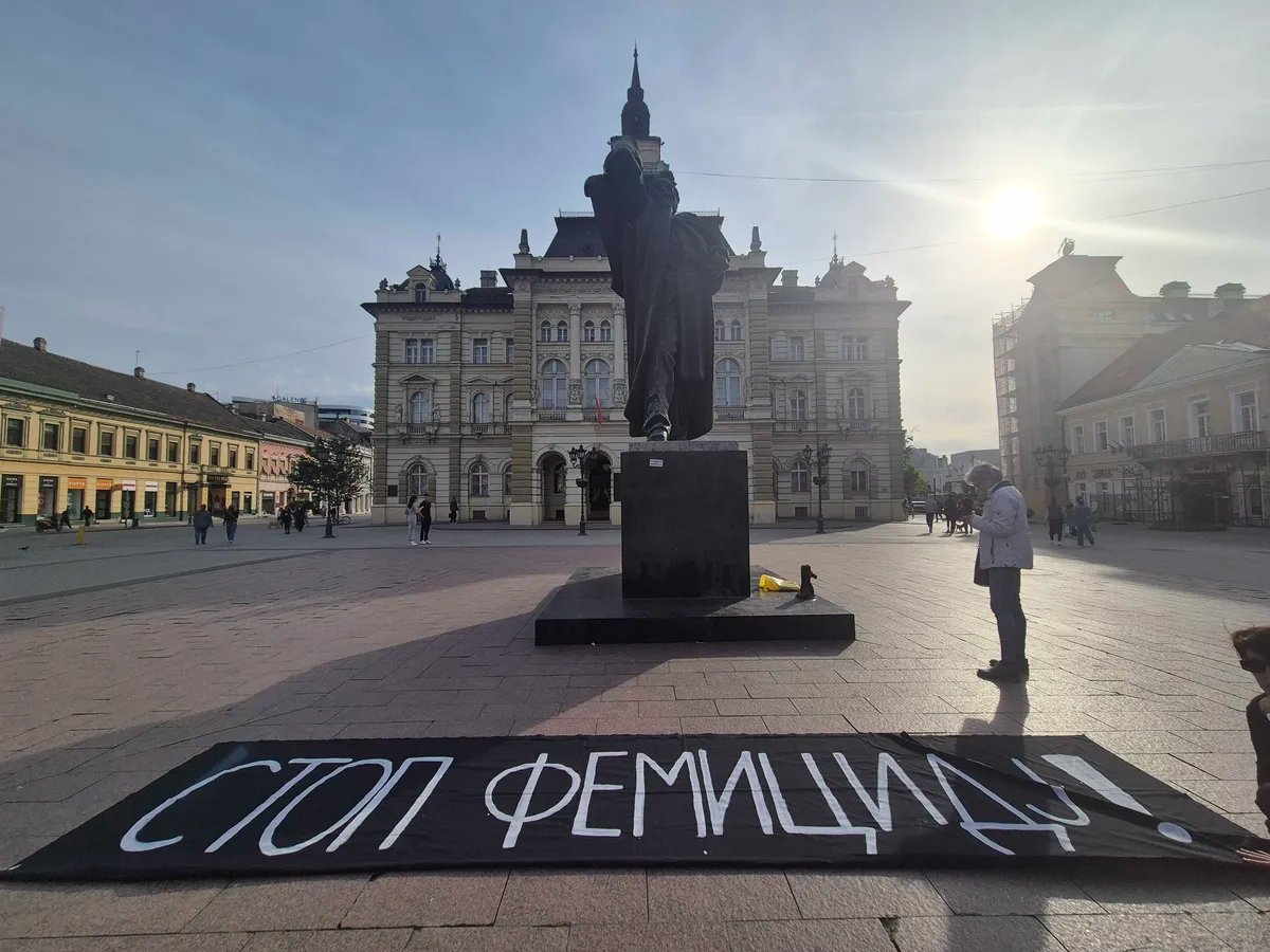 Protestna akcija grupe "Žene za promene“ zbog četvrtog femicida: "Ignorisanjem nasilja, postajemo saučesnici“