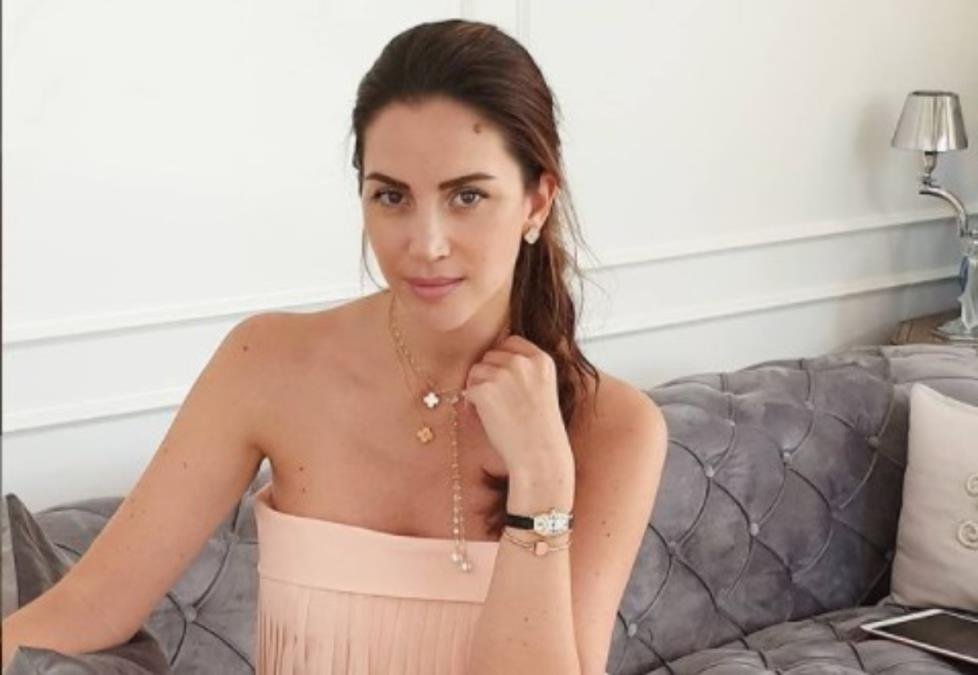 (FOTO) SRPKINJU U DUBAIJU ČUVA POLICIJA 24 SATA: U vlasništvu ima obdanište, bolnicu i kozmetičke salone: Evo kako izgleda PALATA U KOJOJ ŽIVI