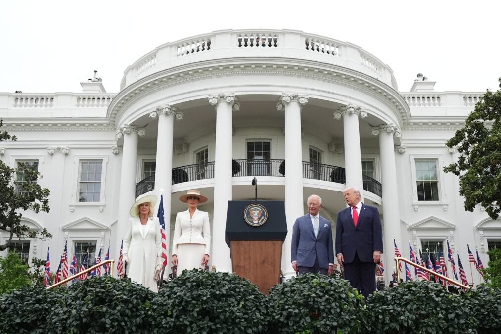 TRAMP UGOSTIO BRITANSKOG KRALJA: "Moja majka je volela Čarlsa, smatrala ga je slatkim" (VIDEO, FOTO)