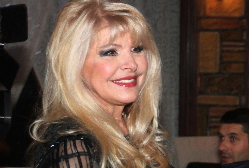 TEŠKA SUDBINA! DVA MUŽA SAHRANILA I 2 PUTA SE VRATILA IZ MRTVIH: Sin je dokrajčio, drogiran pregazio 3 žene