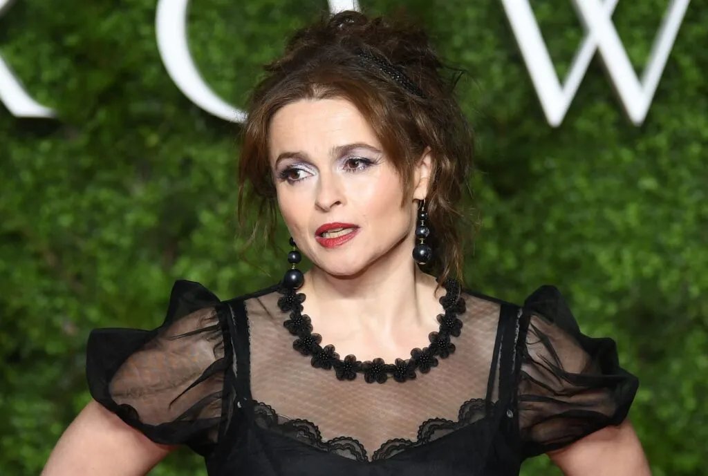 Čuvena glumica se pridružuje seriji "Beli lotos": Poznato ko će zameniti Helenu Bonam Karter