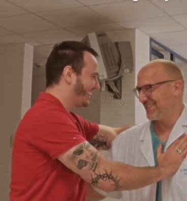 Aleksa Balašević objavio emotivni snimak iz porodilišta: "Drugi put dočekuješ našu Decu Neba", emotivno je poručio nakon rođenja sina (VIDEO)