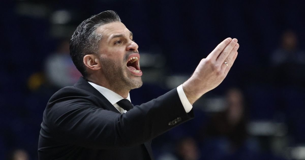 Dušan Alimpijević ostao bez Evrolige i velikog trofeja, Francuzi "preslišali" crno-bele i osigurali elitu