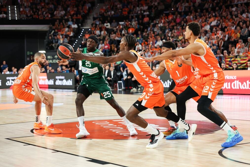 PANATINAIKOS NAPRAVIO BREJK U VALENSIJI: Kendrik Nan dve sekunde pre kraja rešio triler u Španiji