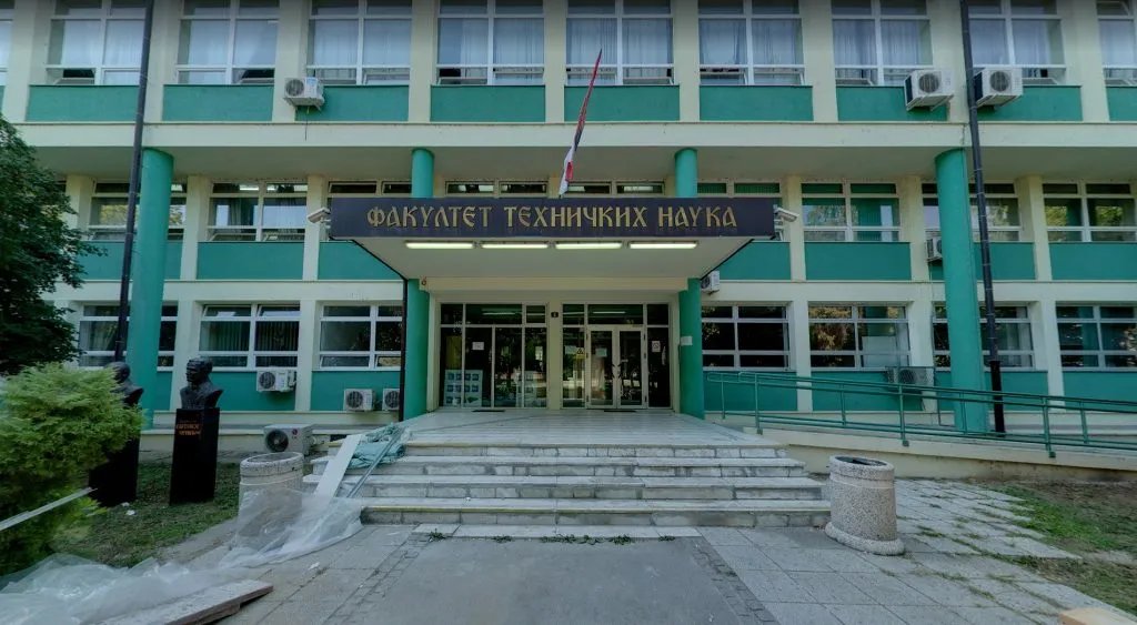 Transparenti u obračunu: Studenti odgovorili na poruku „Srbija pobeđuje“ na FTN-u