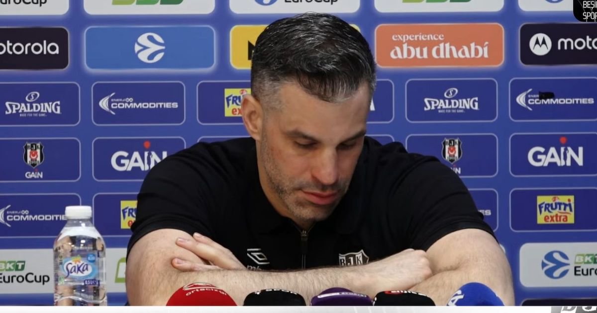 Nikad kraći Dušan Alimpijević posle poraza u finalu Evrokupa: "Nije vreme za velike govore..."