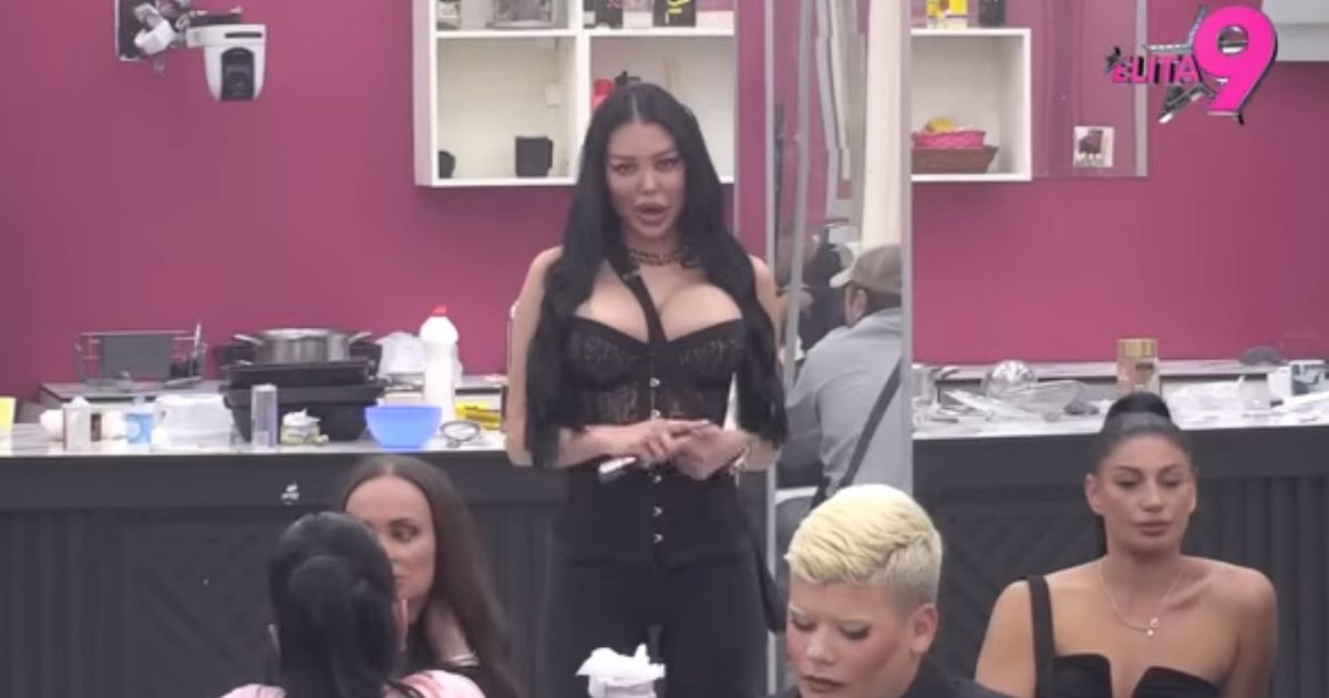 Maja uvela nova pravila Asminu da bi ostali u vezi: Evo šta je sve zabranjeno Durdžiću, strpala ga u kavez