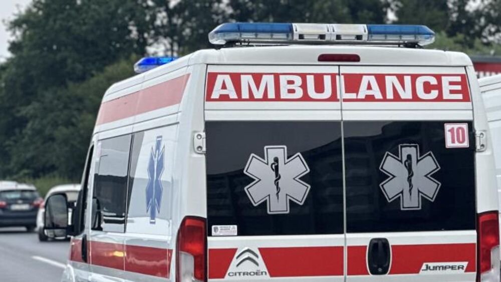 Tri saobraćajke tokom noći u Beogradu, 4 osobe povređene! Hitna intervenisala 115 puta