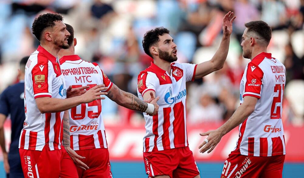 Stanković na leto ostaje bez ključnog igrača: Menadžer potvrdio da se nešto ozbiljno dešava...