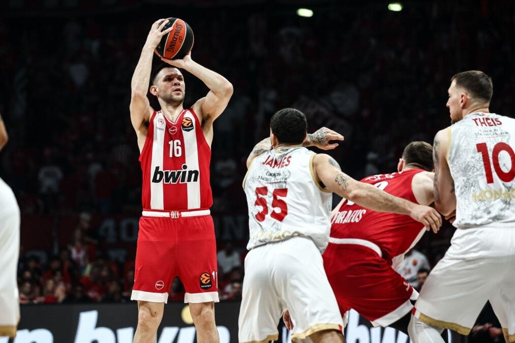 DEMONSTRACIJA SILE: Pogledajte kako je Olimpijakos uništio ekipu Monaka (VIDEO)