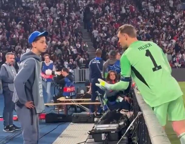 SKANDAL NA UTAKMICI VEKA! Isplivao snimak Bajernovog golmana, ovaj detalj sa najluđeg meča je svima promakao!