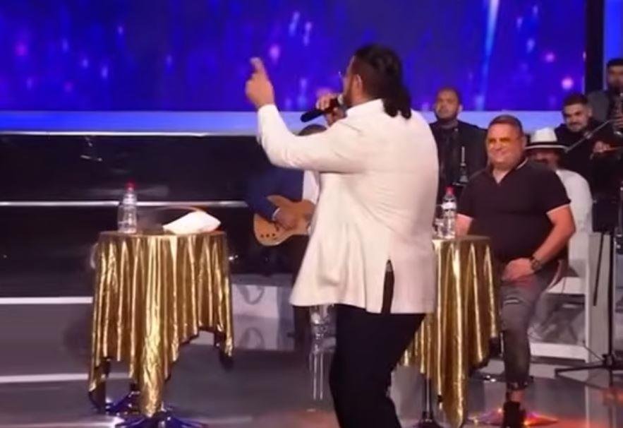 "NEPISMEN SAM TO SVI ZNAJU" Jedan je od najbogatijih na estradi, a ima samo 3 razreda škole