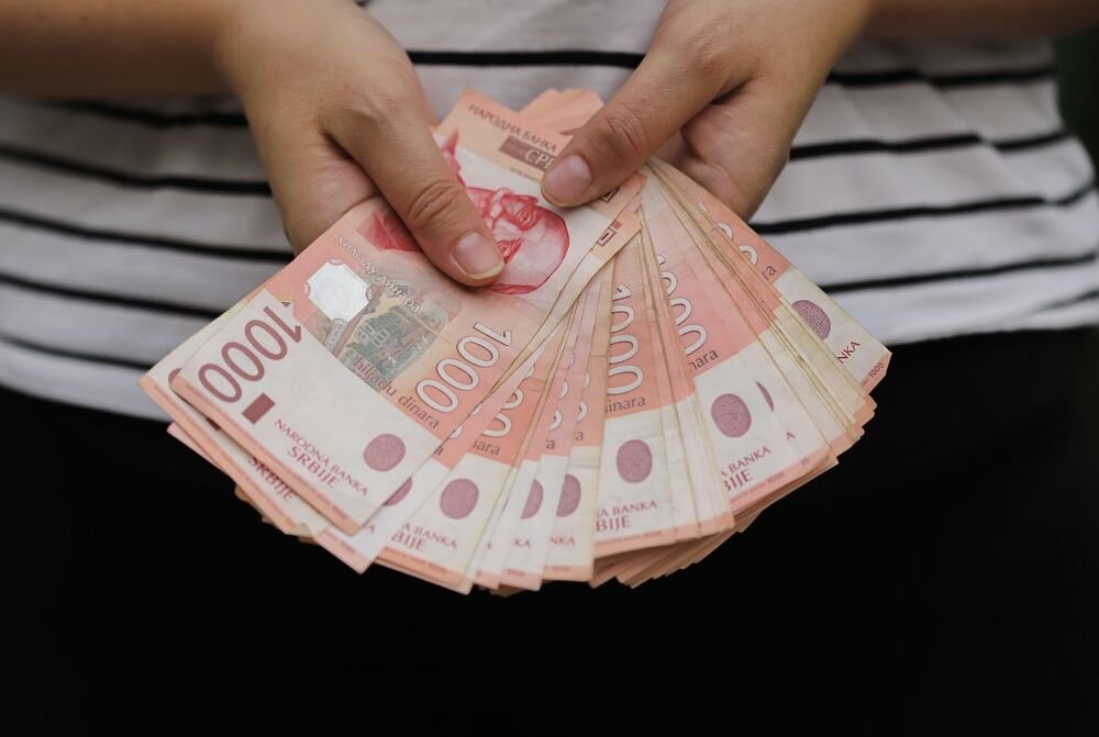 Isplata kreće 8. maja: Objavljen zvanični spisak ko dobija novac