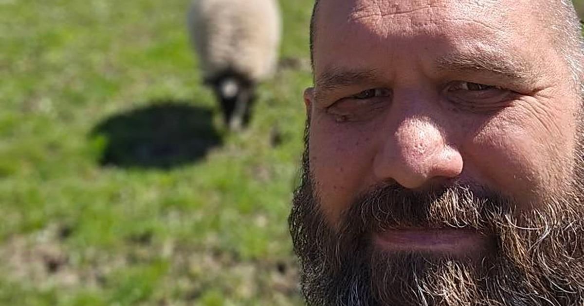 Nikola i Zorana grad zamenili šumom, pa šokirali sve: "Prodali smo kuću, štale, zemlju... Hvata nas panika"