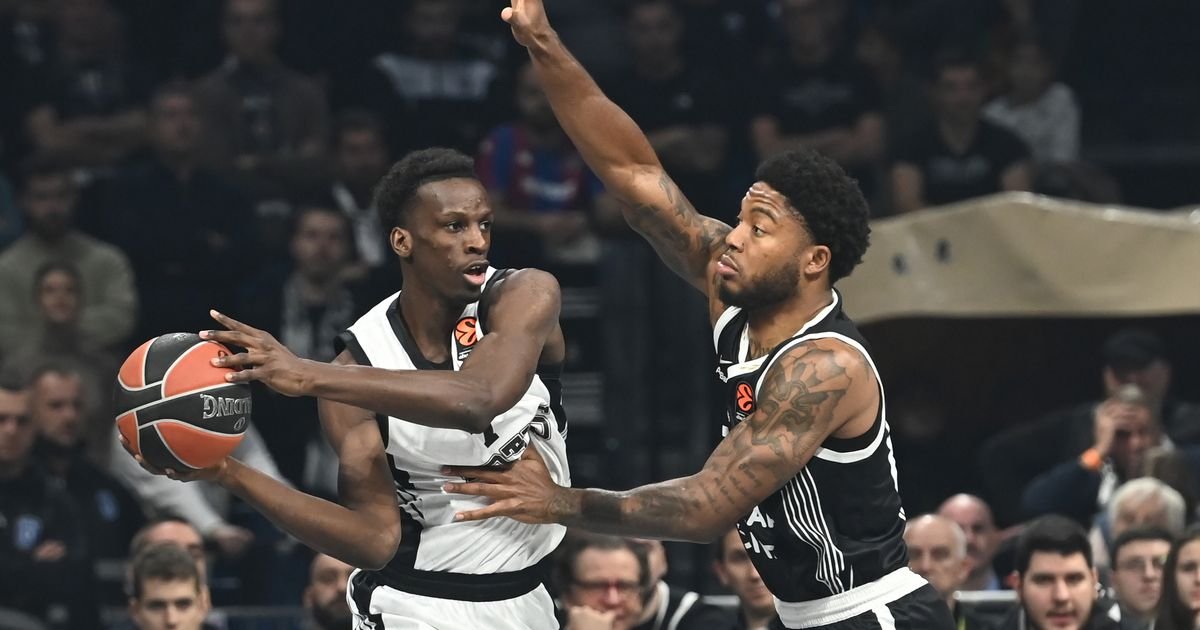 Košarkaš crno-belih dobio ponudu koledža od 5.000.000 dolara!