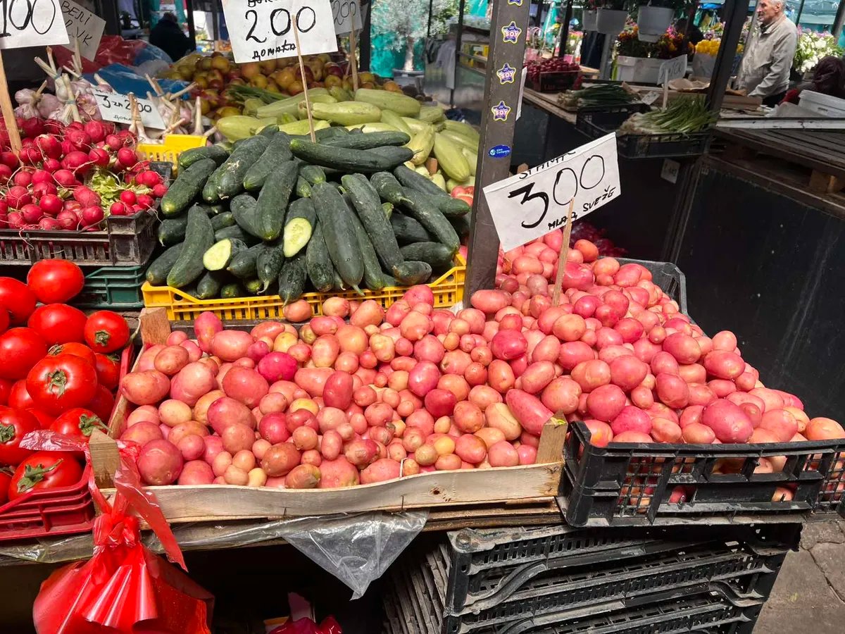 Vanredna kontrola na pijacama: Za dva dana oduzeto više od 730 kilograma zdravstveno neispravnih proizvoda