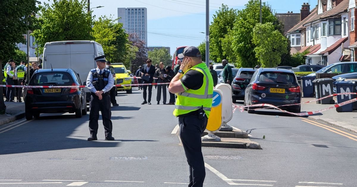 Širi se snimak jezivog napada u Londonu: Nožem ubadao Jevreje, scene su strašne