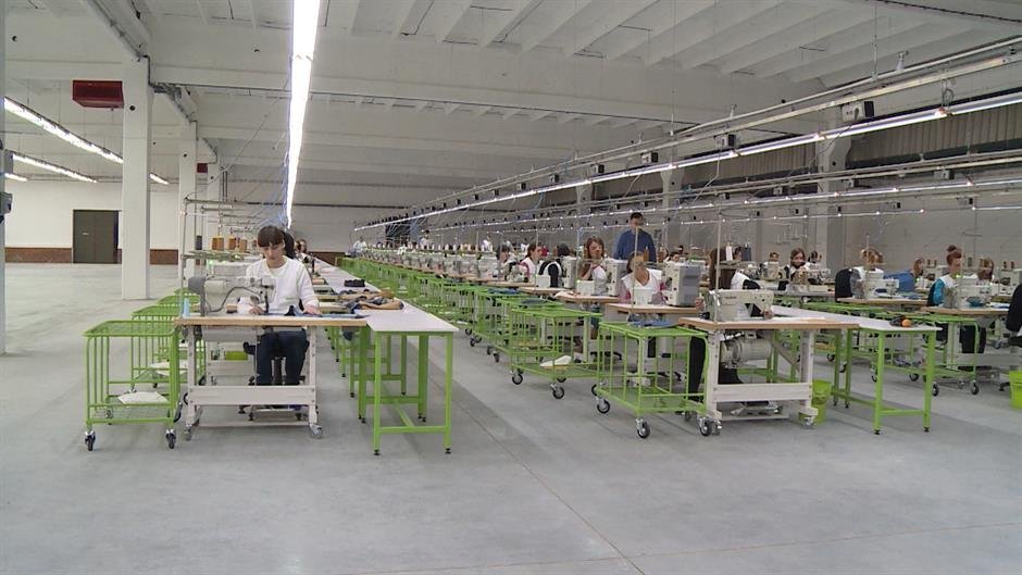 Statistics office reports decline in employment numbers for 2026