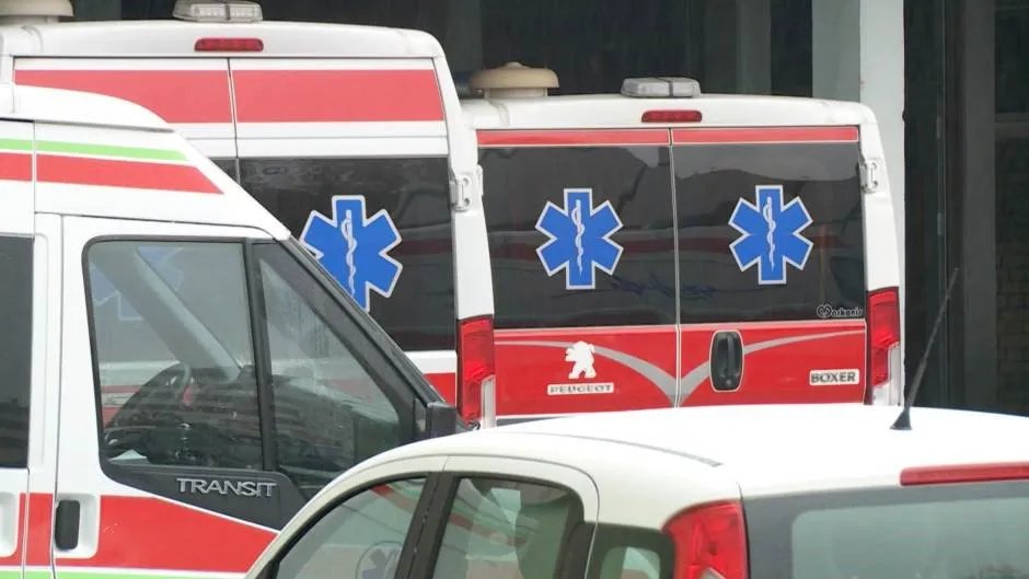 Radnik pao sa 4. sprata zgrade u Nišu i zadobio teške povrede