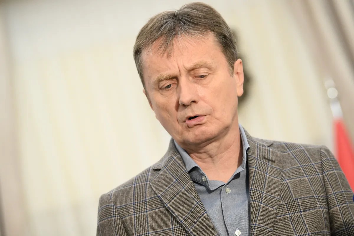 Luka iz Uba podneo krivičnu prijavu za ugrožavanje sigurnosti: Simpatizeri SNS-a mu pretili da će ga iseći nakon suđenja sa Darkom Glišićem