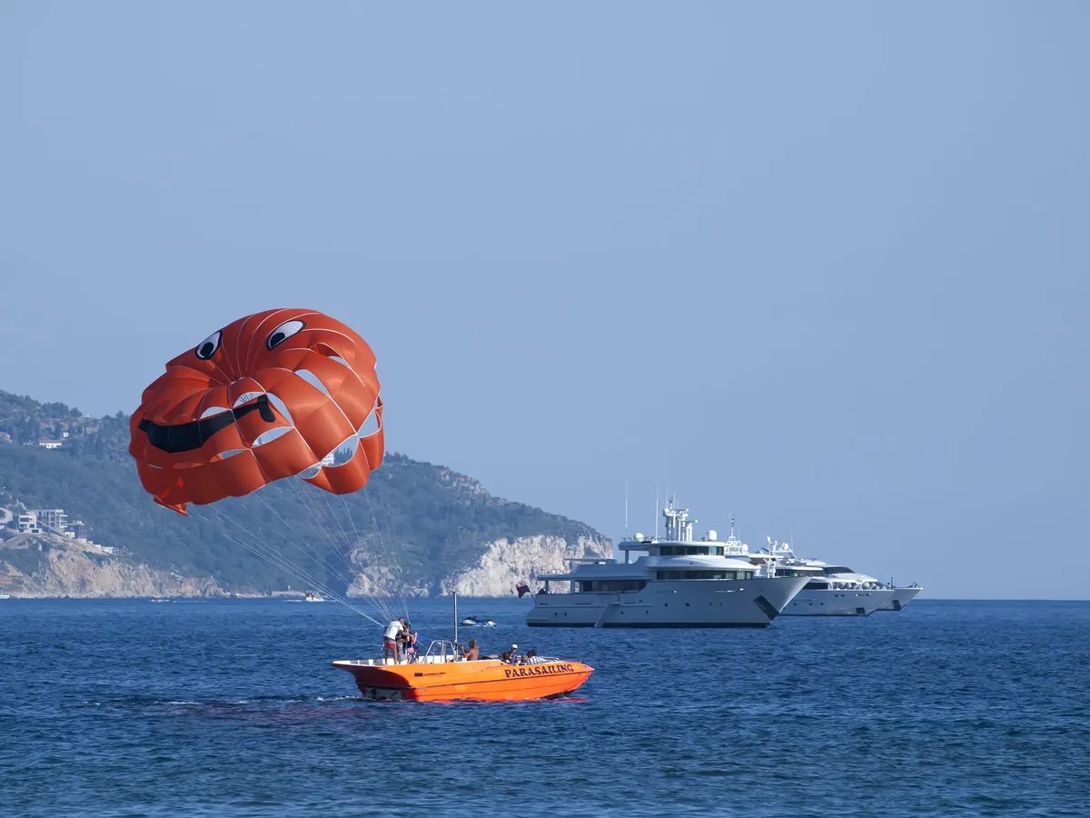 Tužilaštvo u Kotoru ponovo ispituje smrt Novosađanke tokom parasejlinga u Budvi