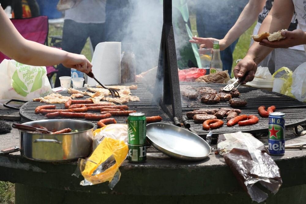 OVE STVARI U PRIRODI ZA PRVI MAJ NIKAKO NE SMETE DA RADITE: Izdato upozorenje za građane Srbije