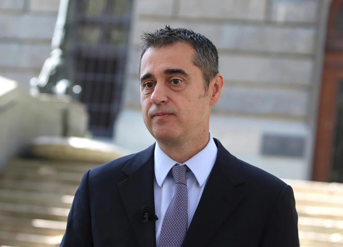 Nikezić (SSP): Vlast u jednom danu zadužila svaku kuću u Srbiji sa dodatnih 1.200 evra, dokaz da je državna kasa prazna