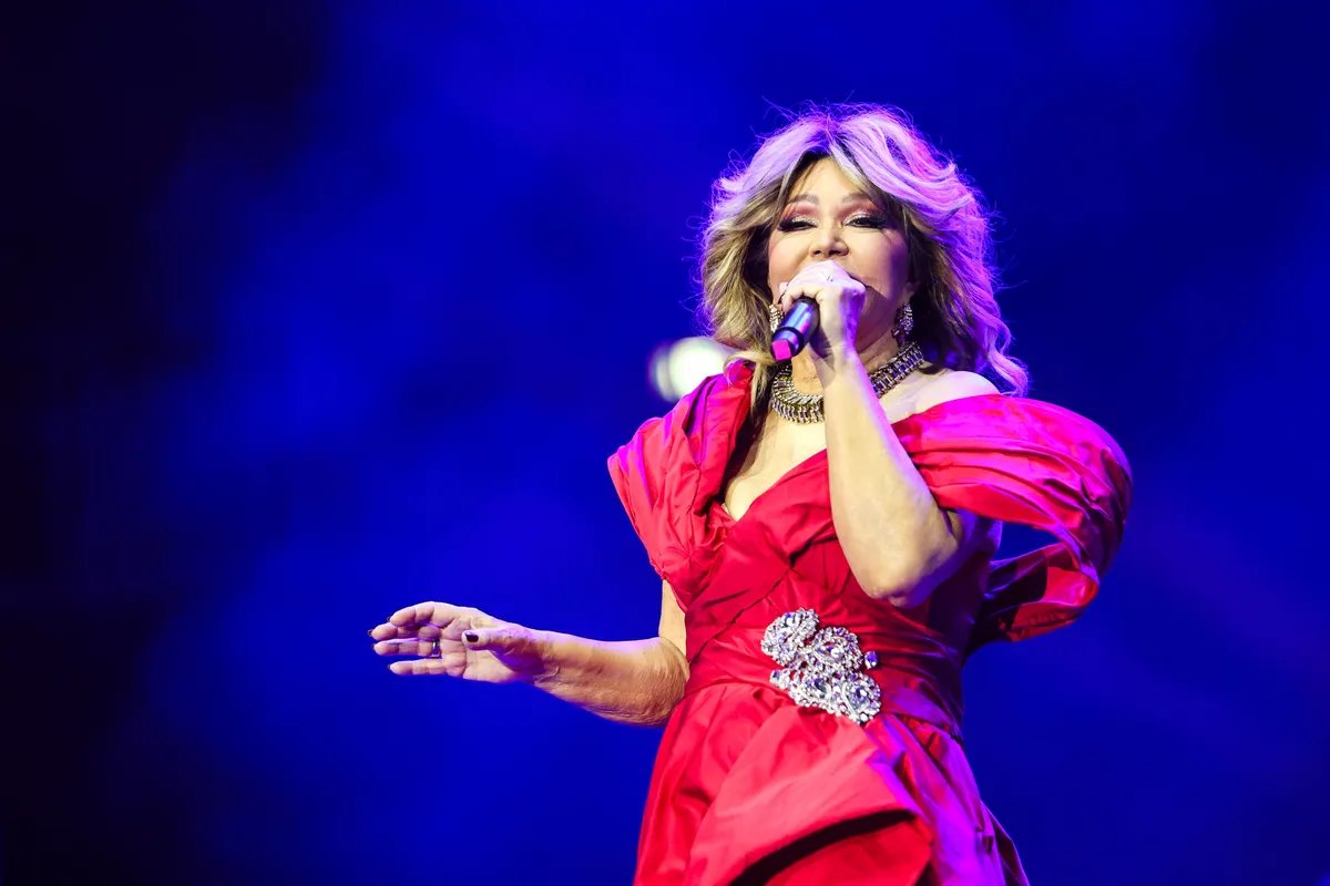 INTERVJU "Nikada ne zapadam u kredite i dugove": Neda Ukraden o karijeri i novcu, Zorici Brunclik i snimku Vesne Zmijanac