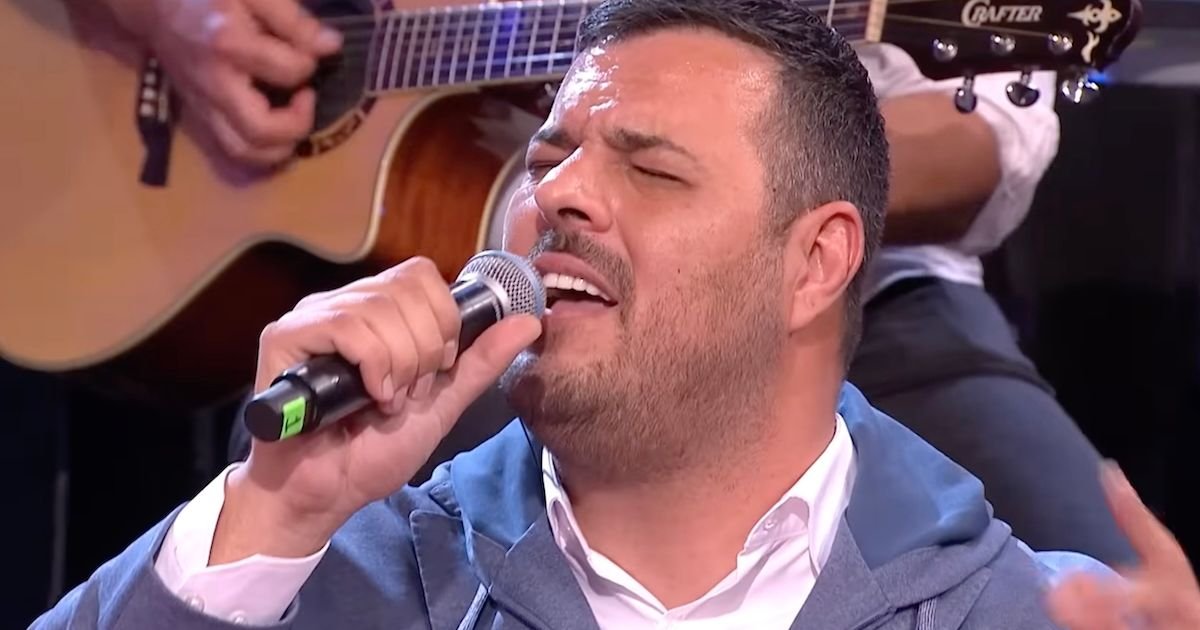 Dejan Kostić otpevao Šabanov hit i digao estradu na noge! Oglasile se ove pevačice, među njima Ceca: "DOKTOR!"