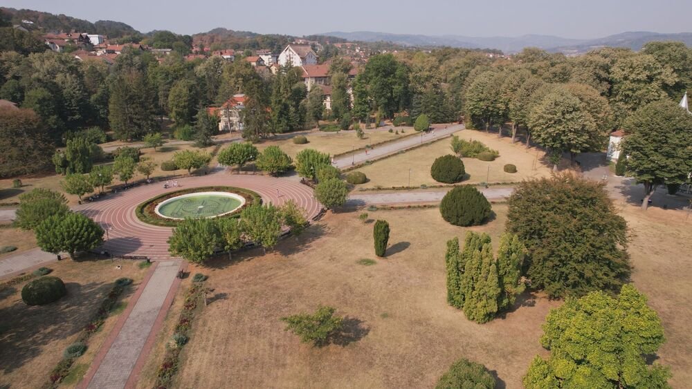 Ova banja je pravi biser Srbije: Priroda kao iz bajke, a cene noćenja za samo 1.000 dinara!