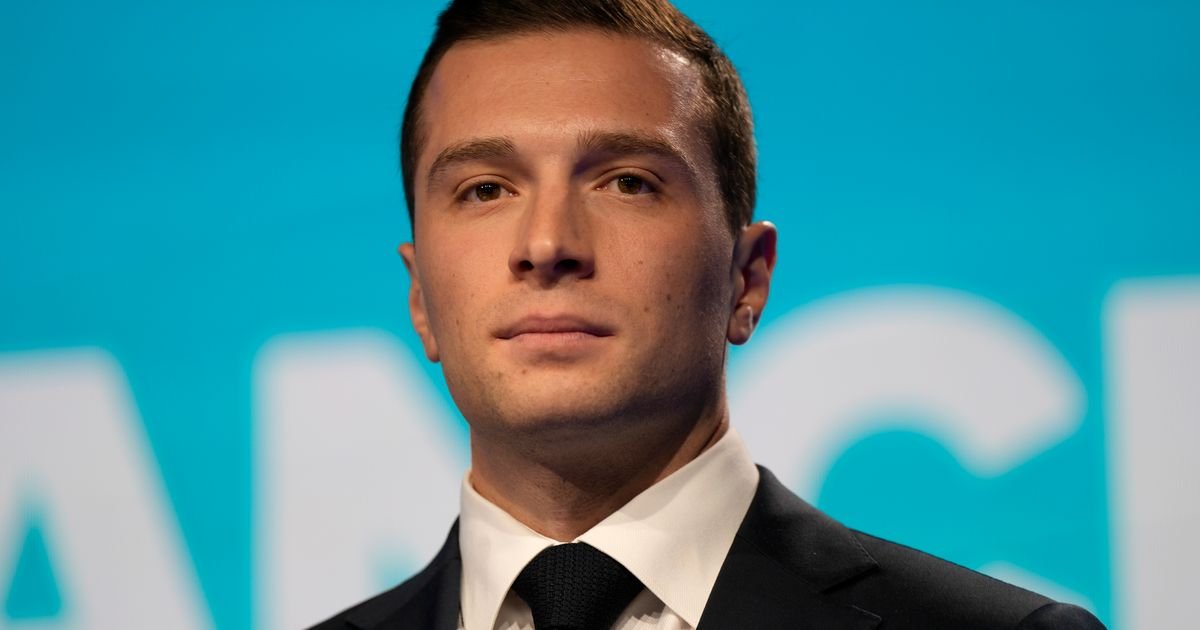 DESNIČAR PRETI Bardela: "Ako postanem predsednik, skinuću zastavu EU sa Jelisejske palate"