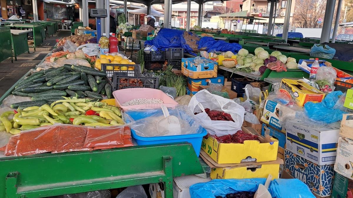 ZAŠTITA ZDRAVLJA GRAĐANA: Ministarstvo poljoprivrede uklonilo stotine kilograma nebezbedne hrane sa pijaca