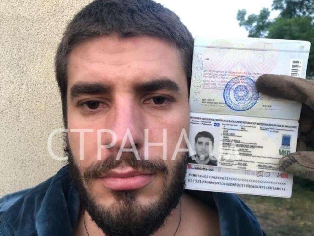 "JAVNO BI IM SVU DECU ODRAO, OPASAO SE KALAŠEM I OKVIROM I ROKAJ": Ovo su nove jezive poruke Zvicerovog atentatora!