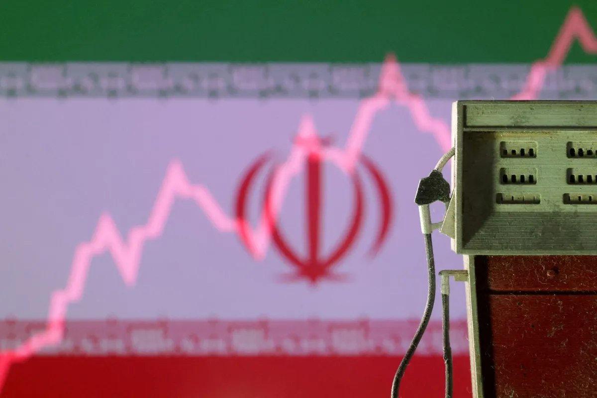 AP: Iranska naftna industrija tone