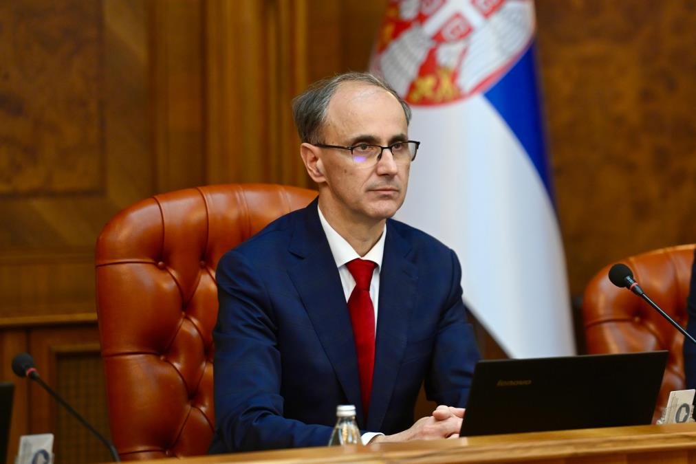 "TU DUŽNOST SAM PREUZEO U APRILU PROŠLE GODINE..." Premijer Macut: Osnovni zadatak na početku mandata bio je očuvanje stabilnosti države u vreme krize