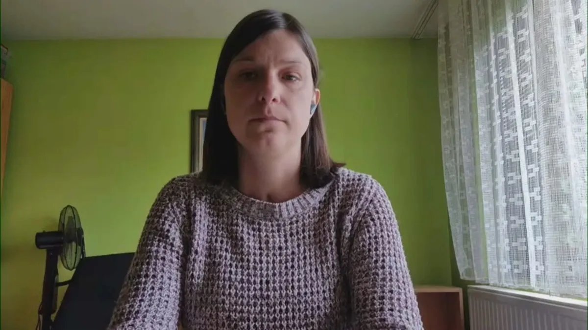 Aktiviskinja iz Knjaževca: Član SNS pokušao da mi otme telefon, pa pobegao u kuću i telefonirao - rekla sam mu, izađi ako si muško