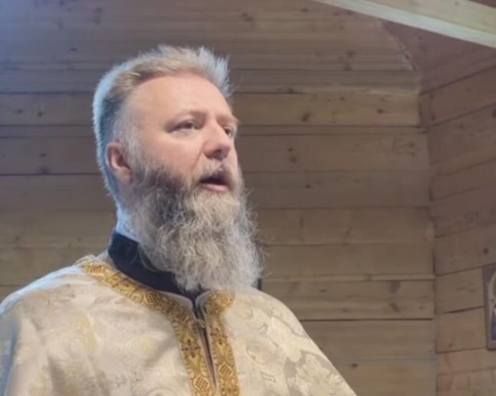 "ZAŠTO ME BOG NE ČUJE I NE ISPUNJAVA MI MOLITVE?" Ovo muči mnoge vernike, otac Predrag otkrio šta da uradite