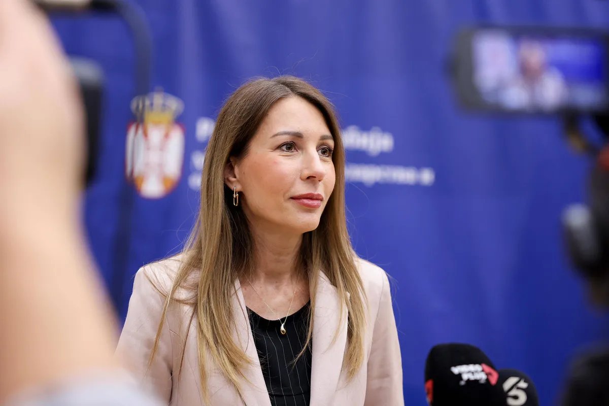 Dubravka Đedović Handanović: Vlada donela odluku o puštanju dodatnih 30.000 tona dizela iz rezervi, produžena zabrana izvoza nafte