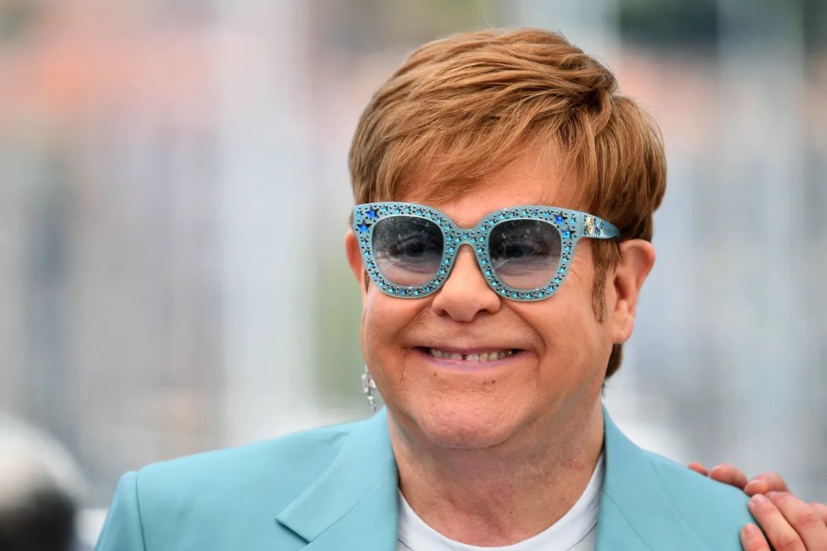 Elton Džon tvrdi da je jedan pevač bio "muzički miljama ispred svih"