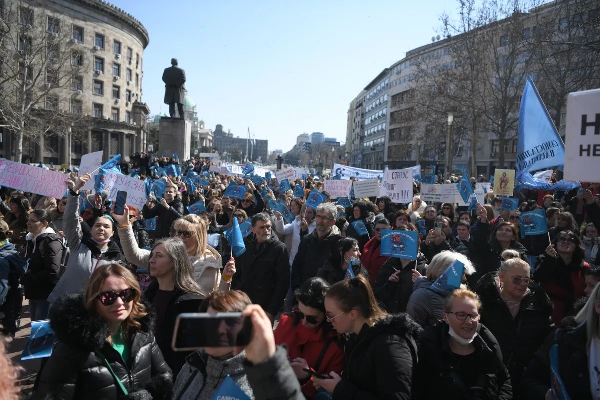 Sindikati u Beogradu na nekoliko skupova obeležavaju Praznik rada: "Ne prihvatamo socijalne monologe, pretnje, zastrašivanja i ucene"