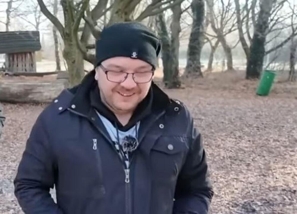 DEJAN JE 5 GODINA RADIO U JAVNOJ KUĆI U BOSNI, A ONDA JE U AUSTRIJI NAŠAO JOŠ ŠOKANTNIJI POSAO: Da vas uhvati JEZA!