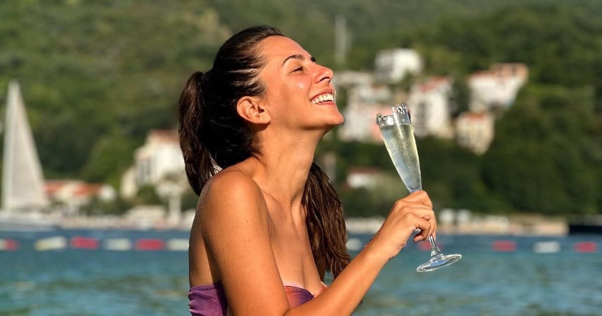 "Usred centra grada je hteo da mi liže noge!" Naša glumica šokirala priznanjem, dobila nepristojnu ponudu