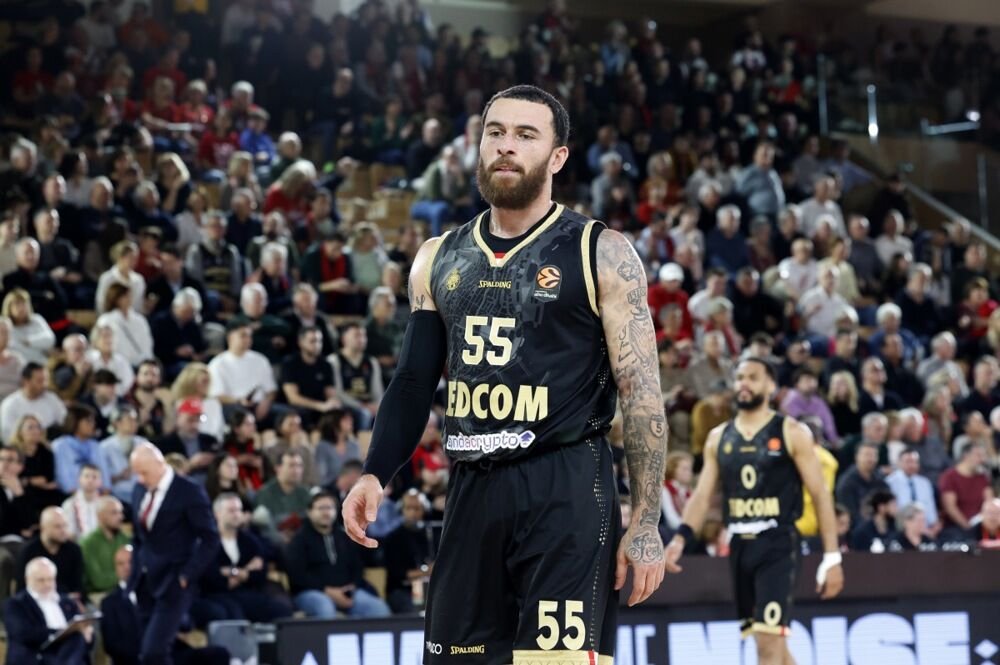 Džejmsu preti ozbiljna suspenzija!