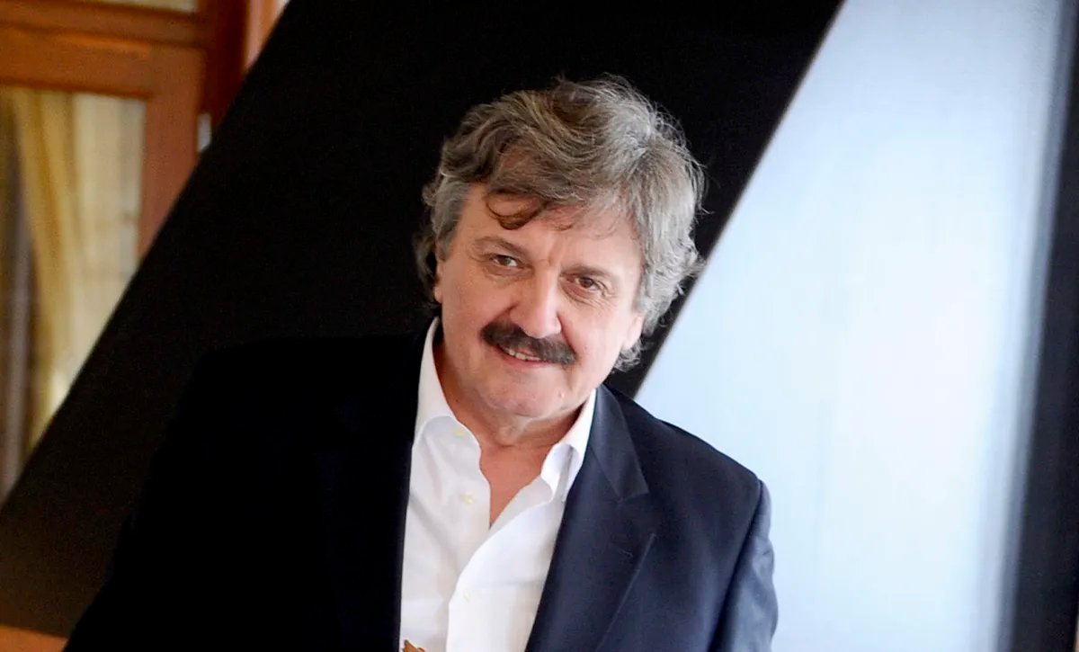 "Dok spava, njena ruka je u mojoj": Žena Radoša Bajića u bolnici, on se oglasio dirljivim rečima