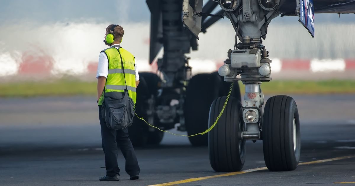Hitno evakuisan aerodrom u Holandiji: Buknuo požar u blizini vojnog poligona