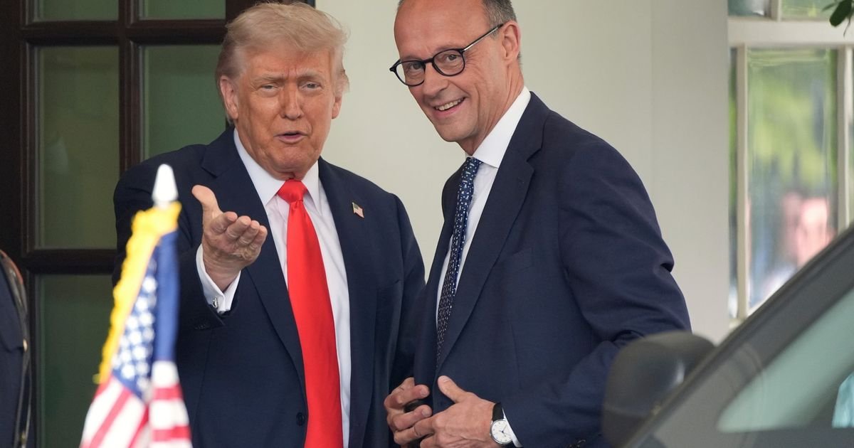 Tramp se ponovo obrušio na Merca: "Trebalo bi više vremena da provodi na popravljanju svoje zemlje..."