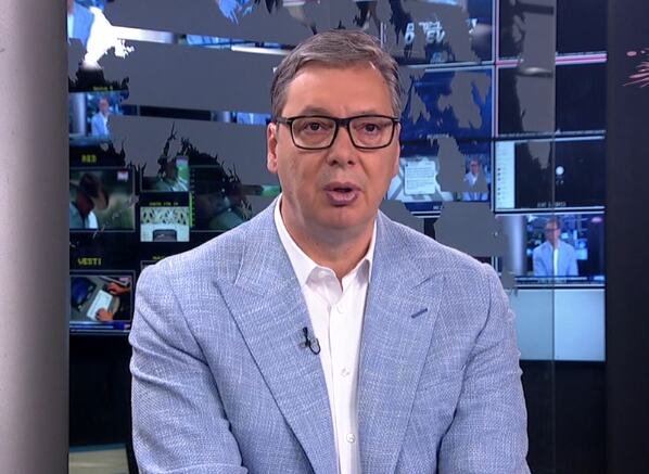 "OČEKUJEMO NAJVEĆU STOPU RASTA U EVROPI, MOĆI ĆEMO DA POVEĆAMO PLATE I PENZIJE" Vučić saopštio lepe vesti